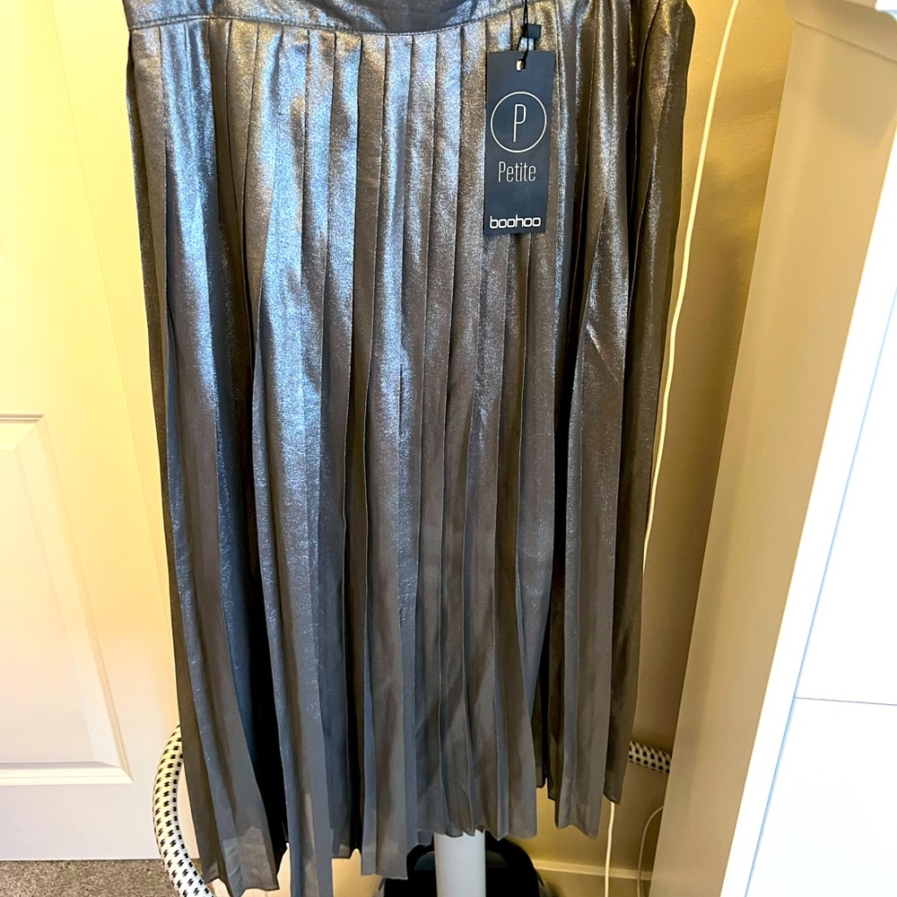 NWT Shimmery silver midi skirt